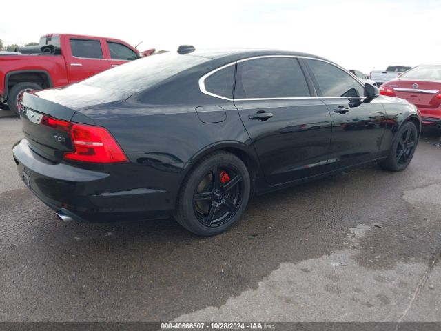 LVY982MK5JP015991 Volvo S90 T5 Momentum