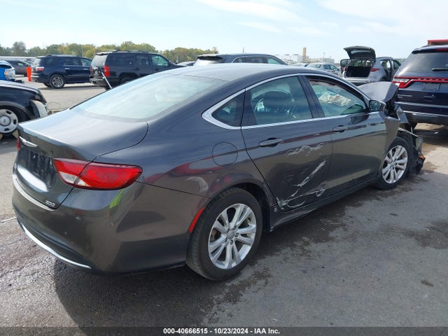 Chrysler 200 Limited 2015 1C3CCCAB8FN707904 Image 4