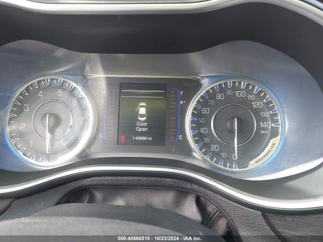 Chrysler 200 Limited 2015 1C3CCCAB8FN707904 Image 7