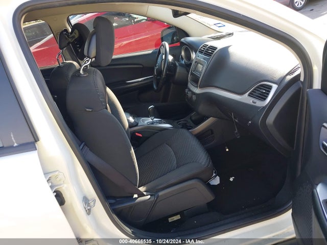 Dodge JOURNEY SE 2017 3C4PDCAB7HT560214 Image 5