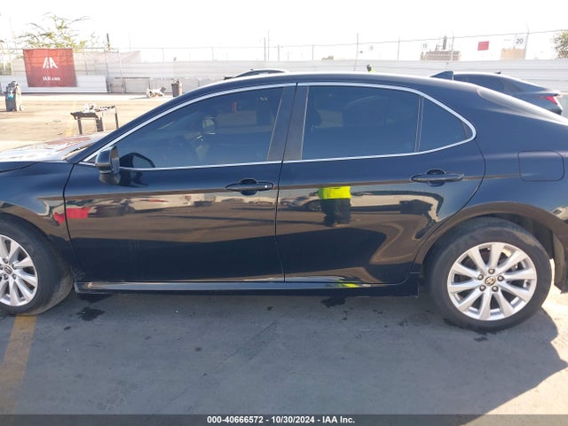 Toyota CAMRY LE 2020 4T1C11AK4LU983967 Image 14