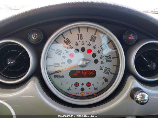 2003 MINI COOPER WMWRC33403TE19404 Photo 6