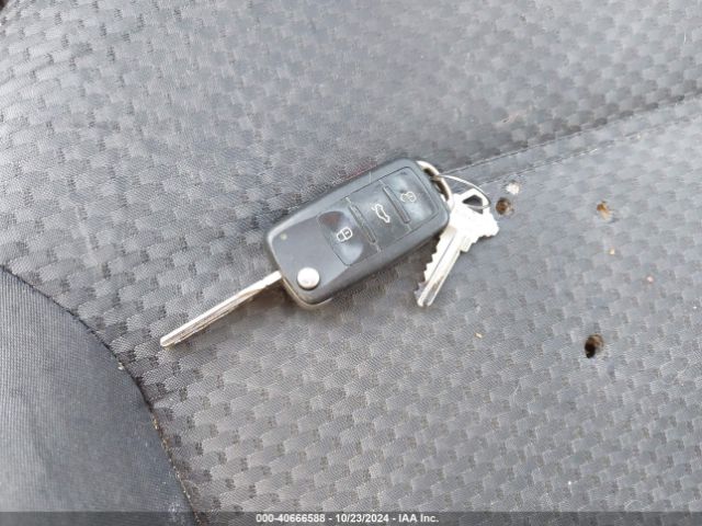 3VWLL7AJ3EM280812 Volkswagen Jetta 2.0l Tdi Value Edition