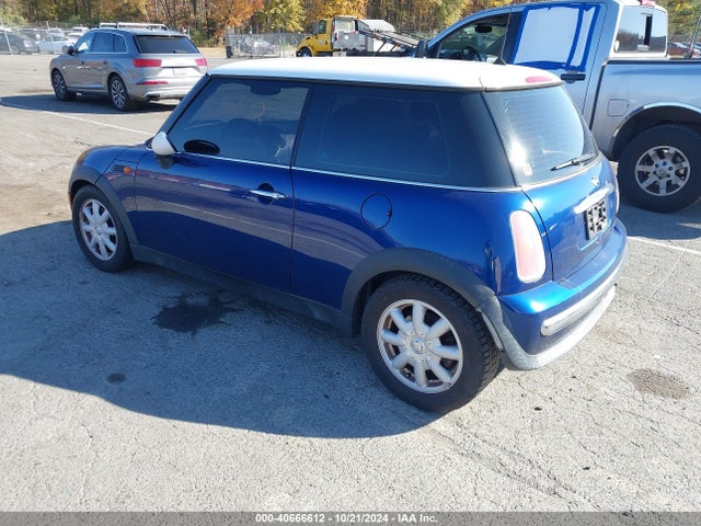 2004 MINI COOPER WMWRC33464TC53147 Photo 2