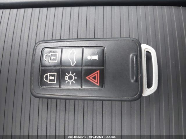YV1612TB8F1307266 Volvo S60 T5 Premier