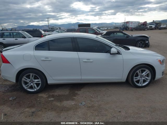 YV1612TB8F1307266 Volvo S60 T5 Premier