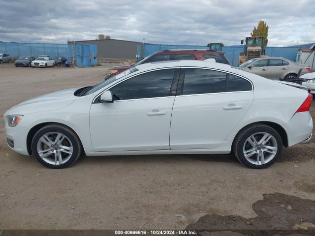 YV1612TB8F1307266 Volvo S60 T5 Premier