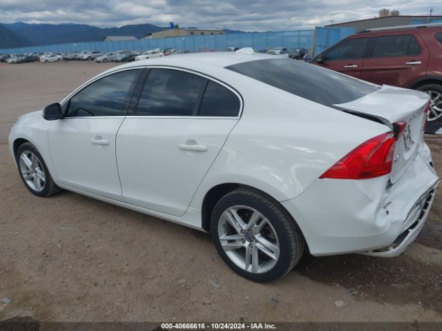 YV1612TB8F1307266 Volvo S60 T5 Premier