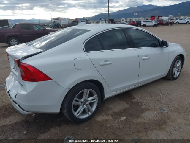 YV1612TB8F1307266 Volvo S60 T5 Premier