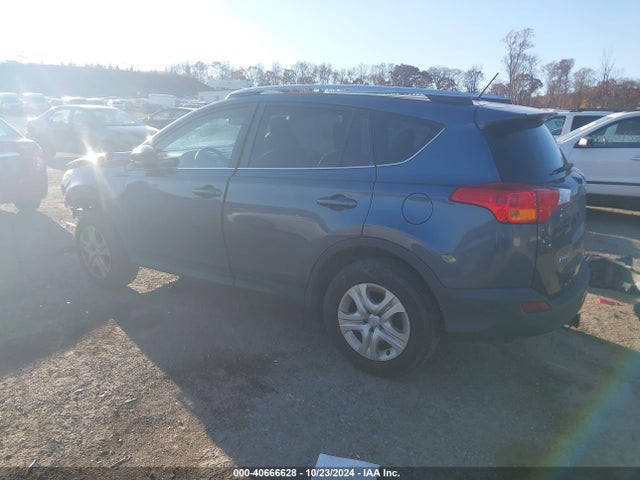 Toyota RAV4 LE 2014 2T3BFREV8EW153356 Image 3