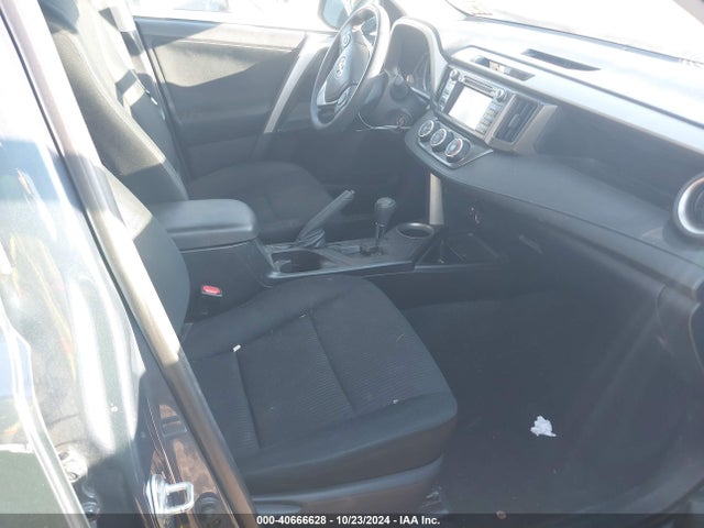 Toyota RAV4 LE 2014 2T3BFREV8EW153356 Image 5