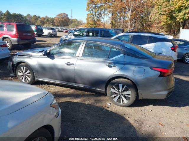 1N4BL4DW9MN384283 Nissan Altima Sv Intelligent Awd