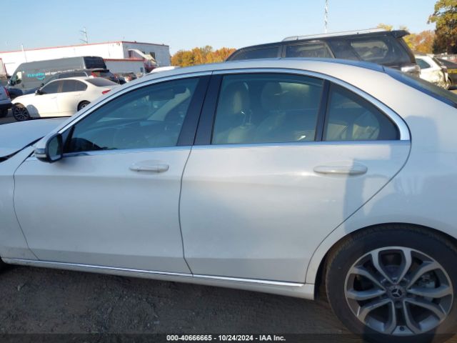 55SWF4JB8HU226668 Mercedes-Benz C 300 Luxury/sport