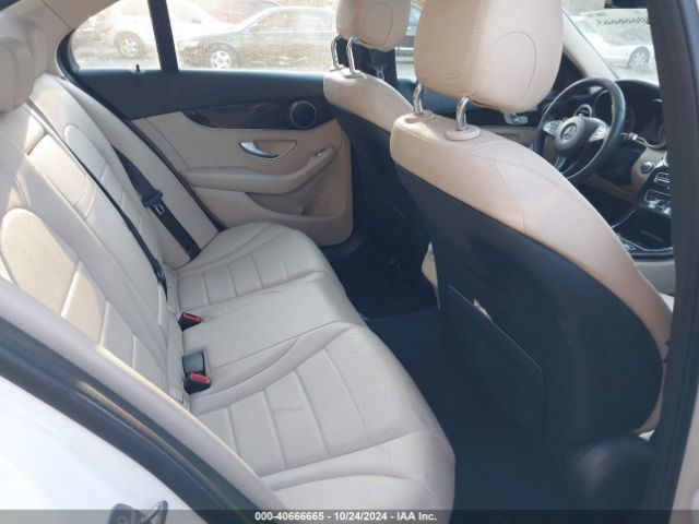 55SWF4JB8HU226668 Mercedes-Benz C 300 Luxury/sport