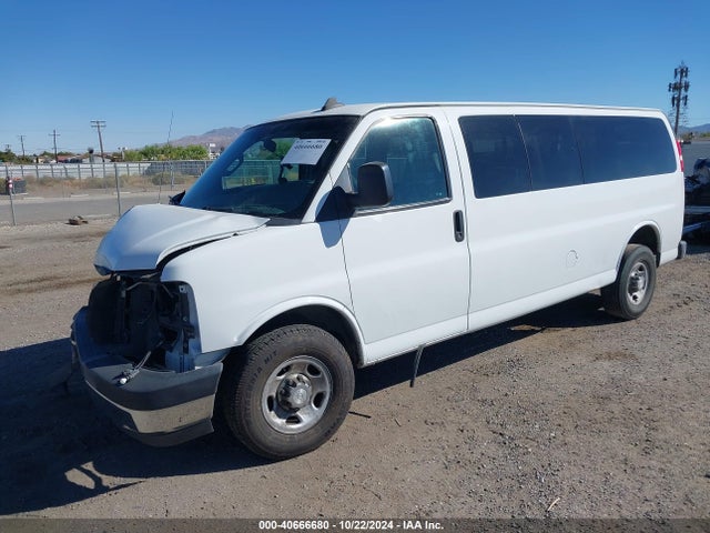 Chevrolet Express 3500 Lt 2018 1GAZGPFP7J1251263 Image 2