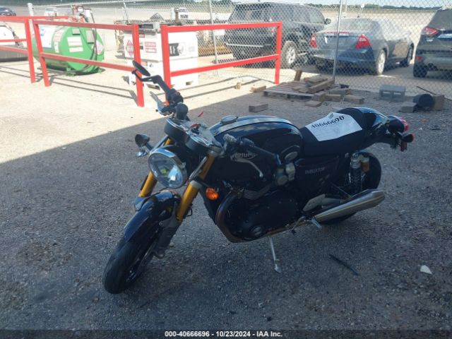 2022 TRIUMPH MOTORCYCLE THRUXTON SMTD56HR5NTAU8645 Photo 1