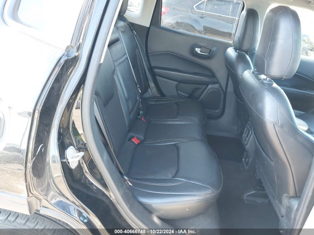3C4NJDBB9JT178809 Jeep Compass Latitude 4x4