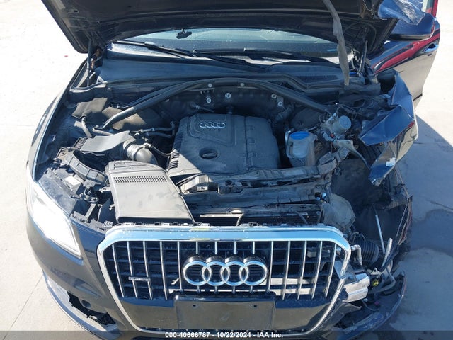 Audi Q5 2.0t Premium 2017 WA1C2AFPXHA079341 Image 10