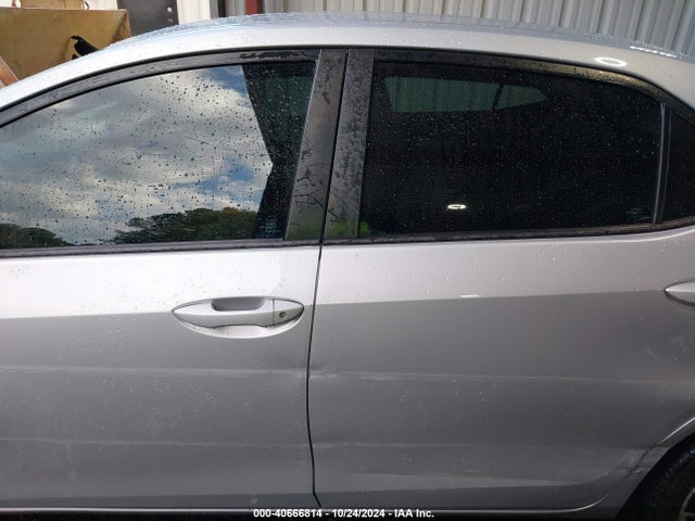 Toyota COROLLA SE 2018 2T1BURHE6JC016826 Image 14