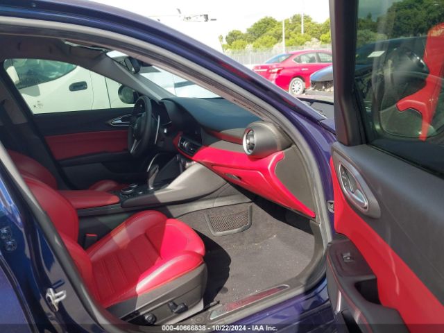 ZARFAMBN7K7600893 Alfa Romeo Giulia Ti Sport Rwd