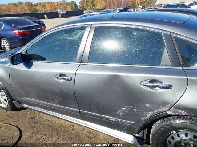 Nissan Altima 2.5 S 2015 1N4AL3AP0FC294330 Image 14