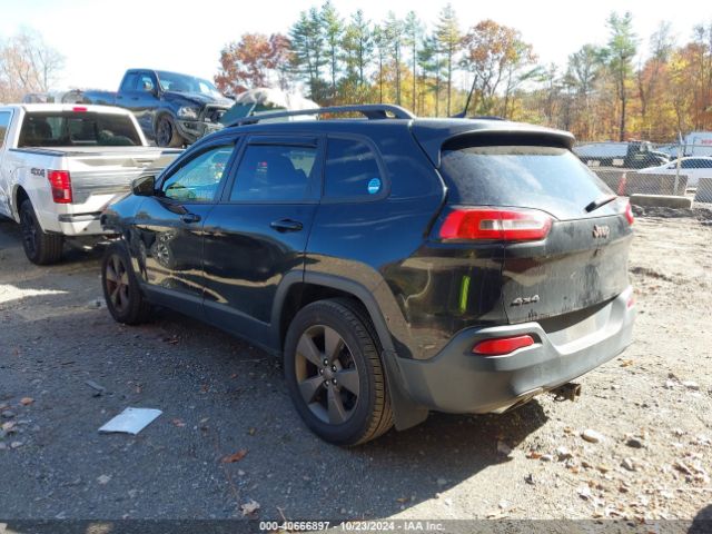 1C4PJMCS3GW307993 Jeep Cherokee 75th Anniversary