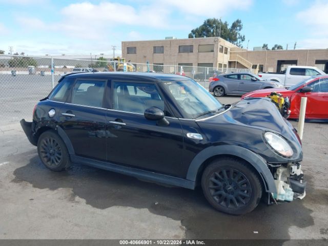 WMWXU3C33H2F48567 Mini Hardtop Cooper S