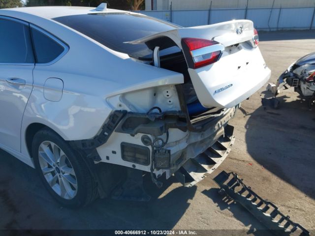 3FA6P0MUXKR265598 Ford Fusion Hybrid Sel