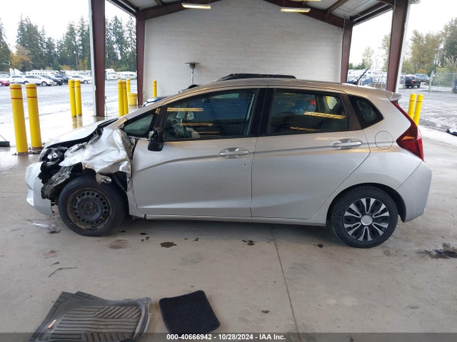 Honda FIT LX 2016 JHMGK5H56GX035065 Image 14