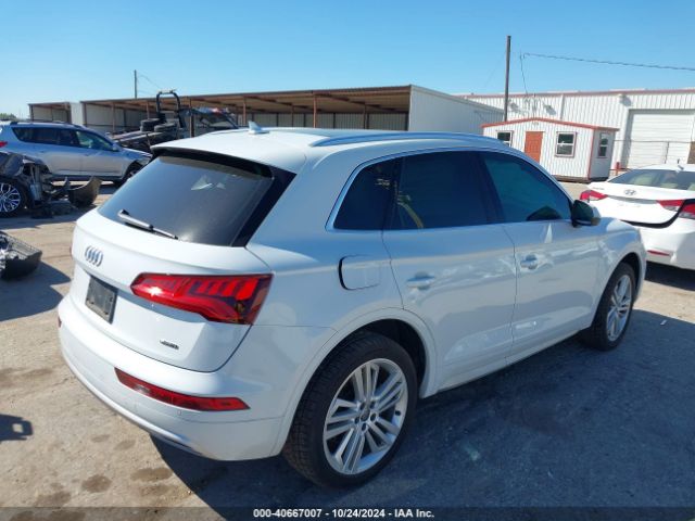 WA1BNAFY7K2101132 Audi Q5 45 Premium