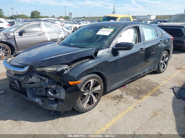 Honda Civic Touring 2017 19XFC1F99HE012440 Image 2