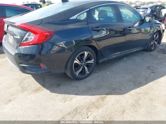 Honda Civic Touring 2017 19XFC1F99HE012440 Image 4