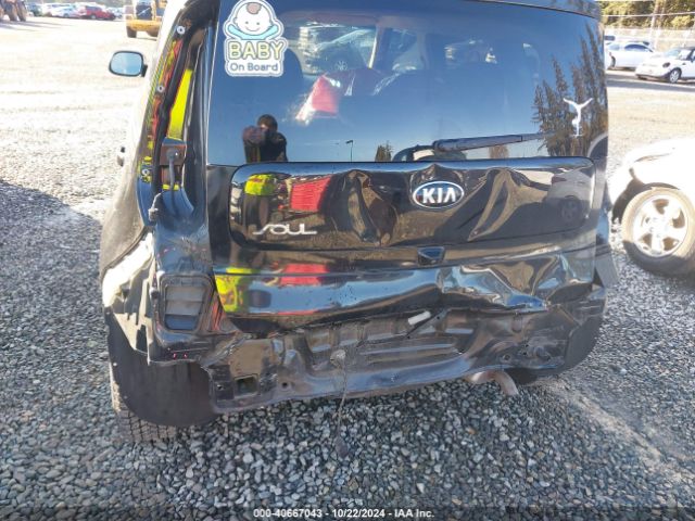 KNDJN2A2XK7921119 KIA Soul