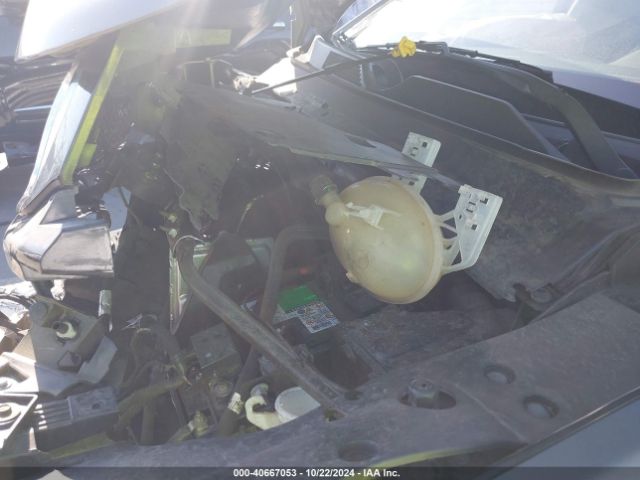 3C4NJCBB1JT502104 Jeep Compass Latitude Fwd