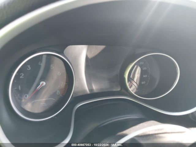 3C4NJCBB1JT502104 Jeep Compass Latitude Fwd