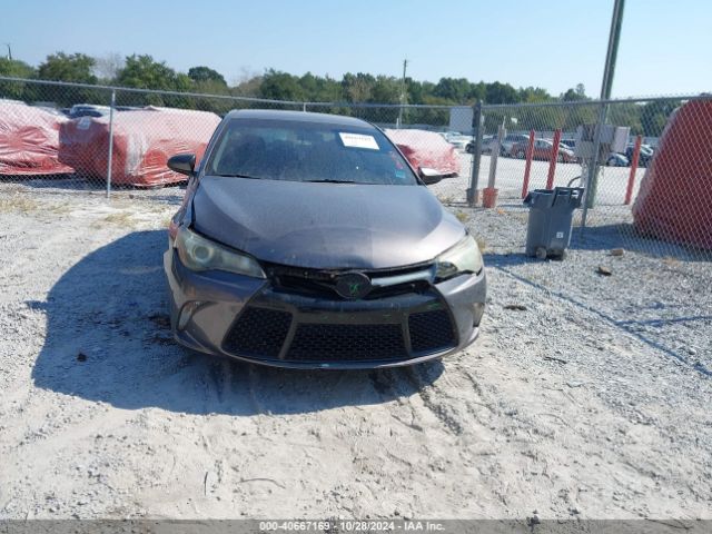4T1BF1FKXFU044154 Toyota CAMRY SE