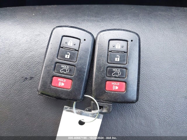 Toyota Highlander Xle 2018 5TDJZRFHXJS556665 Image 11