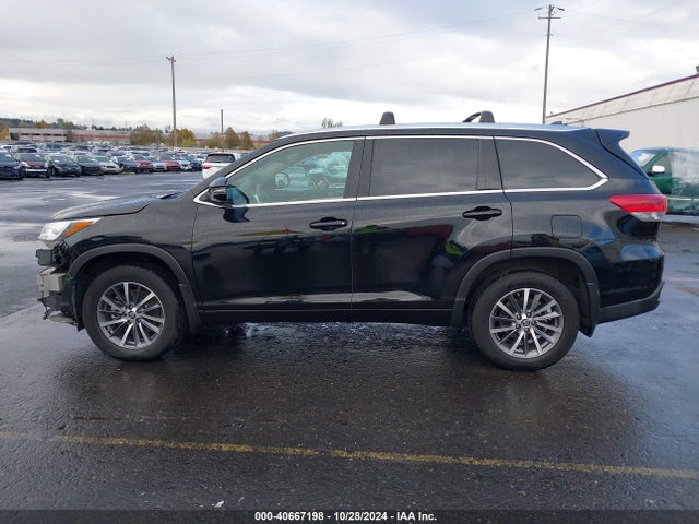 Toyota Highlander Xle 2018 5TDJZRFHXJS556665 Image 15