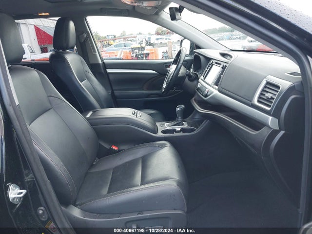 Toyota Highlander Xle 2018 5TDJZRFHXJS556665 Image 5