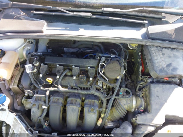 Ford FOCUS SE 2016 1FADP3F20GL241496 Image 10
