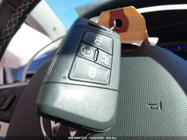 3VV2X7B23PM313712 Volkswagen Taos 1.5t Sel
