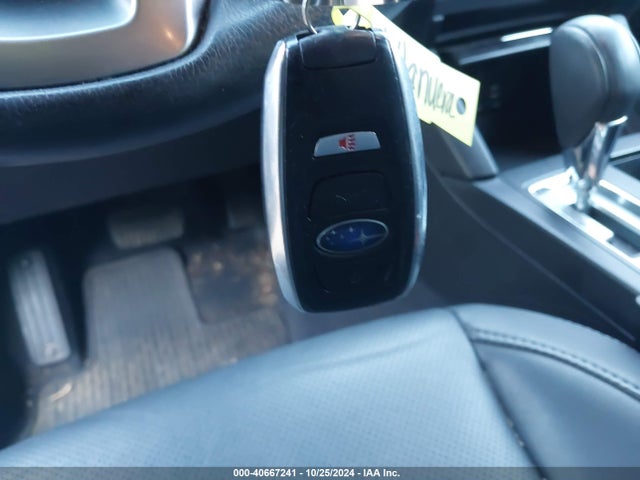 Subaru Outback 2.5i Limited 2017 4S4BSANC5H3246088 Image 11
