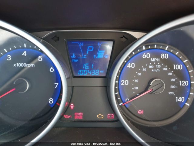 KM8JTCAF8FU078698 Hyundai TUCSON GLS