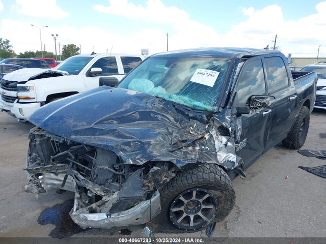 RAM 1500 2018 1C6RR7LT1JS323854 Image 2