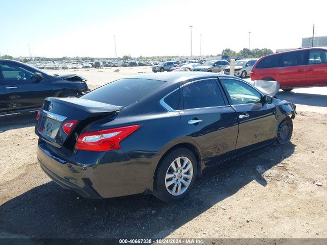Nissan Altima 2.5 S 2017 1N4AL3AP1HN331893 Image 4
