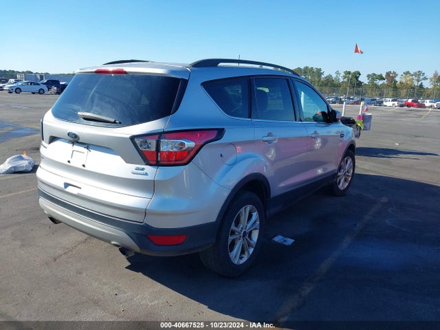 Ford ESCAPE SE 2018 1FMCU0GD5JUC40919 Image 4
