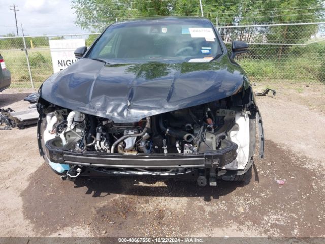 2LMPJ8LP7JBL22511 Lincoln Mkx Reserve