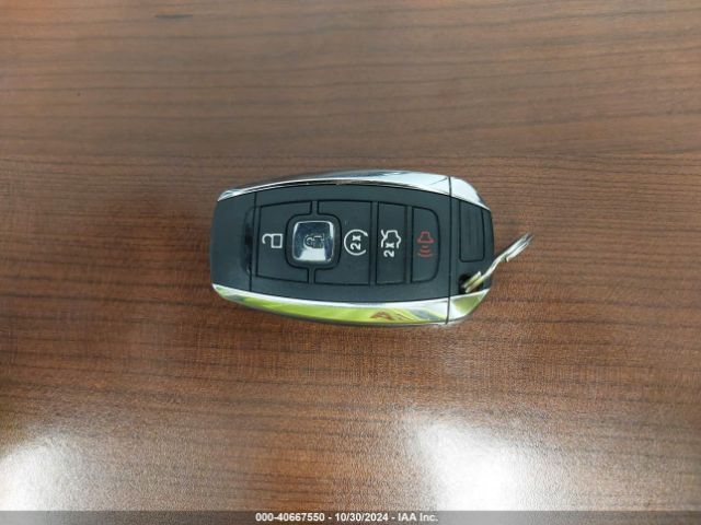 2LMPJ8LP7JBL22511 Lincoln Mkx Reserve