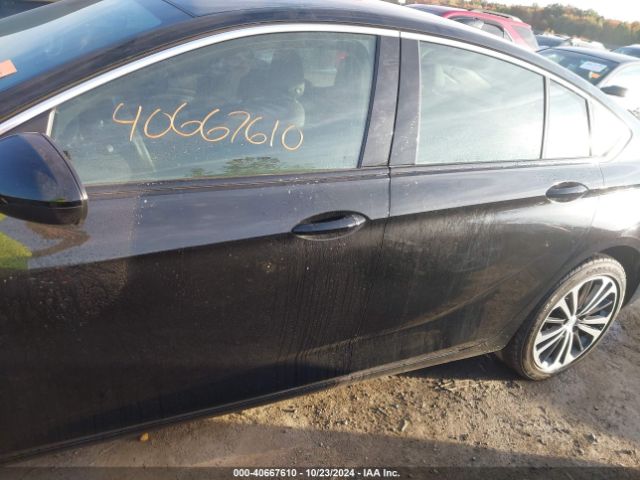 W04GP6SX4J1052311 Buick Regal Sportback Essence