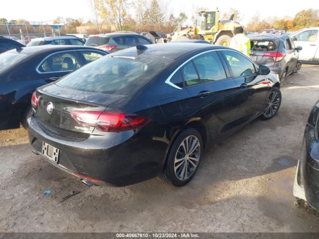 W04GP6SX4J1052311 Buick Regal Sportback Essence